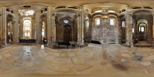 Transept de l'abbatiale Sainte-Foy de Conques