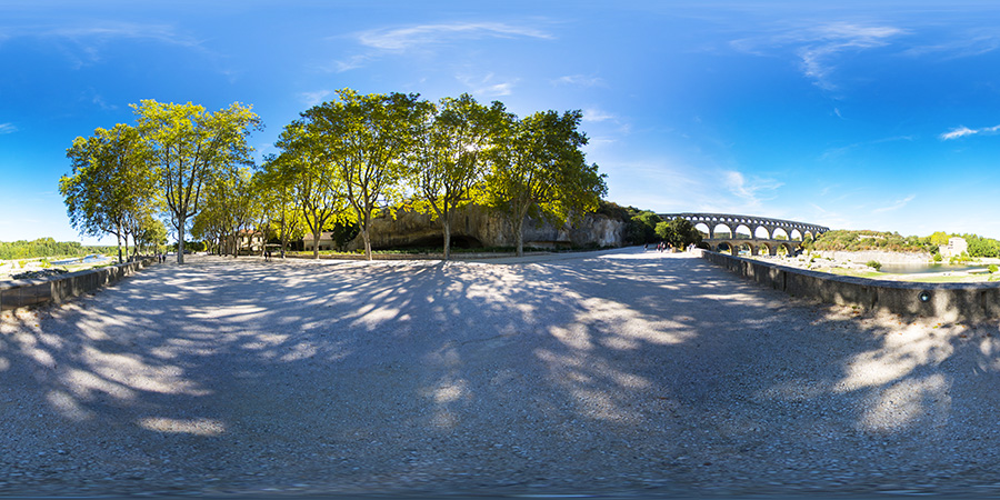 Entrée du site du Pont du Gard – visite virtuelle 360