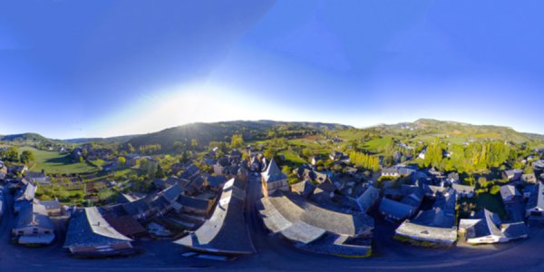 Village de Bruéjouls en Aveyron