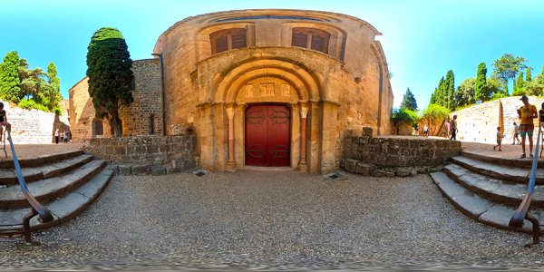 La porte romane de l'Abbaye de Fontfroide