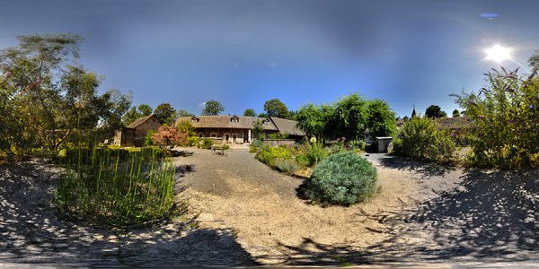 Jardin de fleurs de Veillac à Pont-de-Salars 