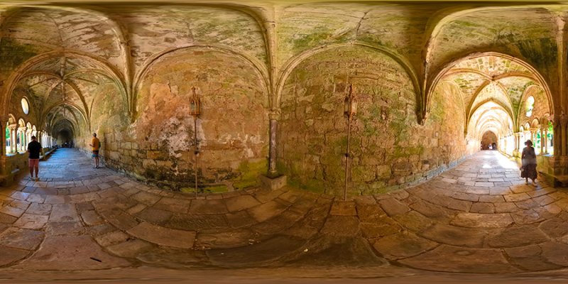 Cloître de l'Abbaye de Fontfroide