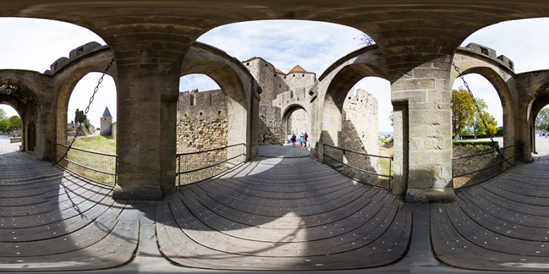 Barbacane Saint-Louis cité de Carcassonne 